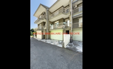 VILLA A SCHIERA 