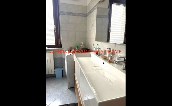 via tanaro 18 (14)