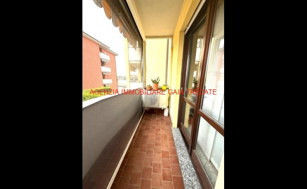 via tanaro 18 (36)