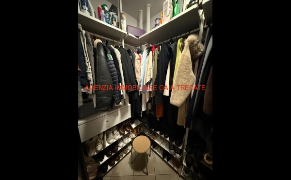 via tanaro 18 (38)